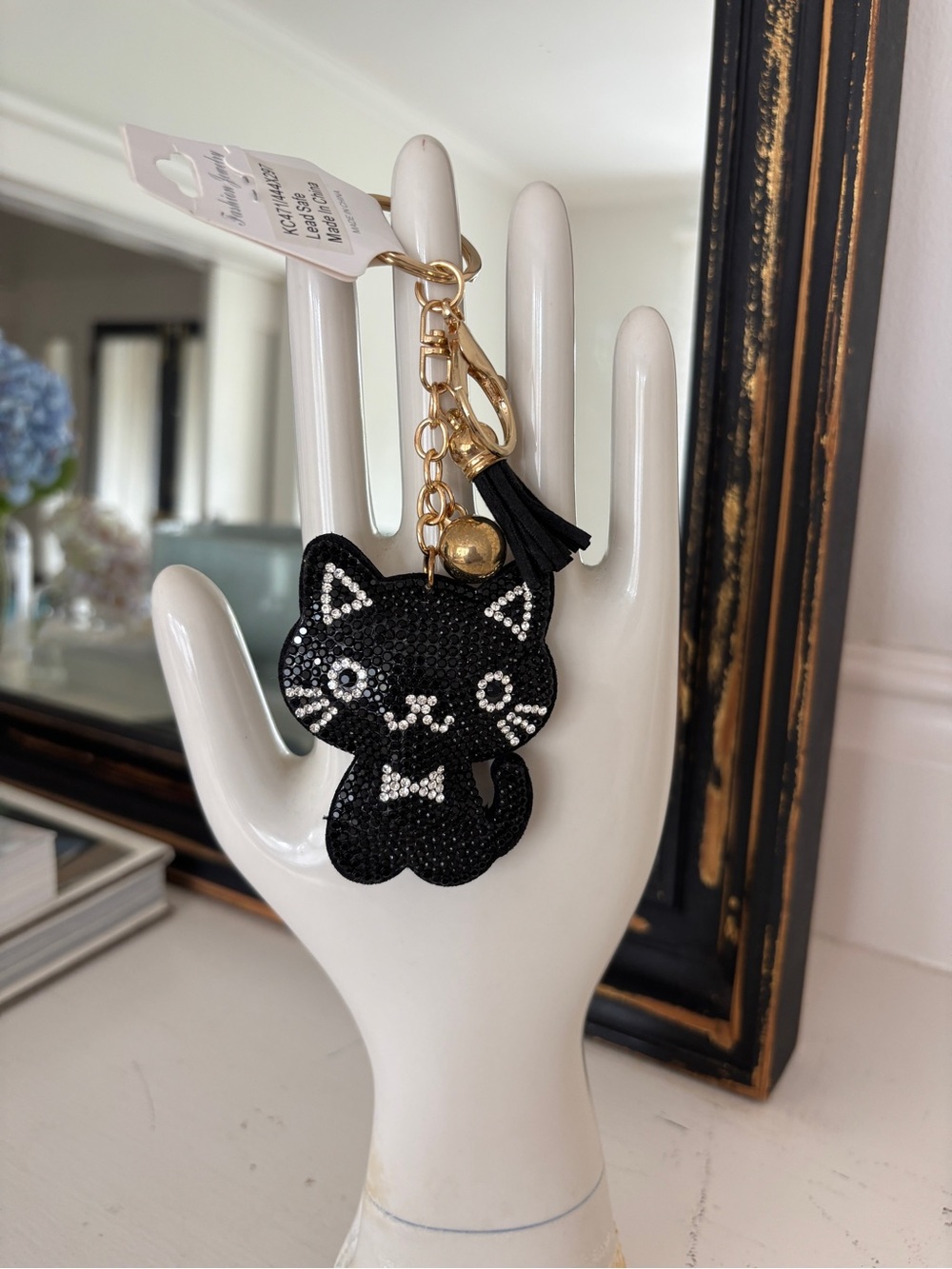 Black Cat Bag Charm Keychain Sparkly Kitty with Tassel - Picture 3 of 6